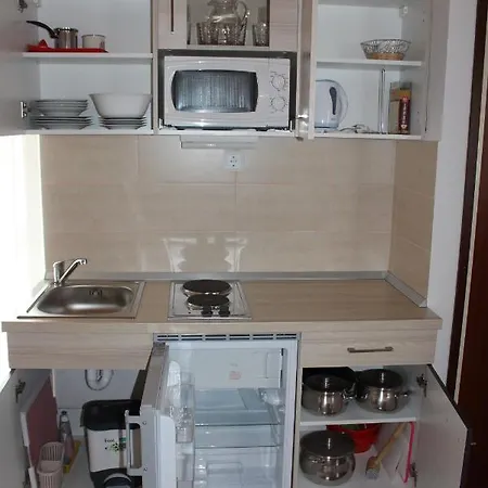 Apartmani Pavicic-Ivelja Stari Grad  Exterior photo