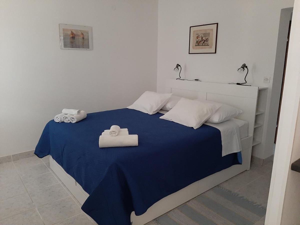 Pavicic-ivelja Apartment *